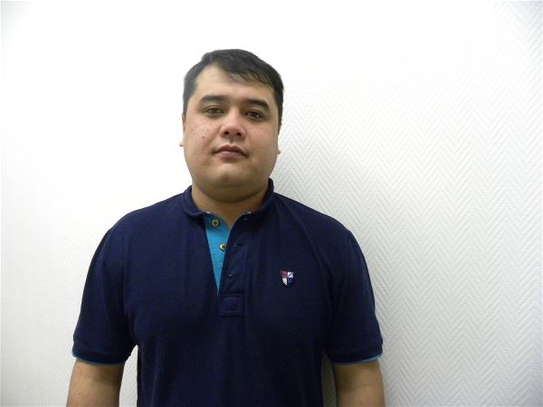Помощник по хозяйству Алишер